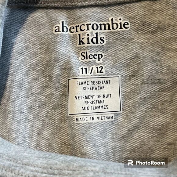 Abercrombie Kids grey sweatshirt NWOT 11/12 - Picture 4 of 4